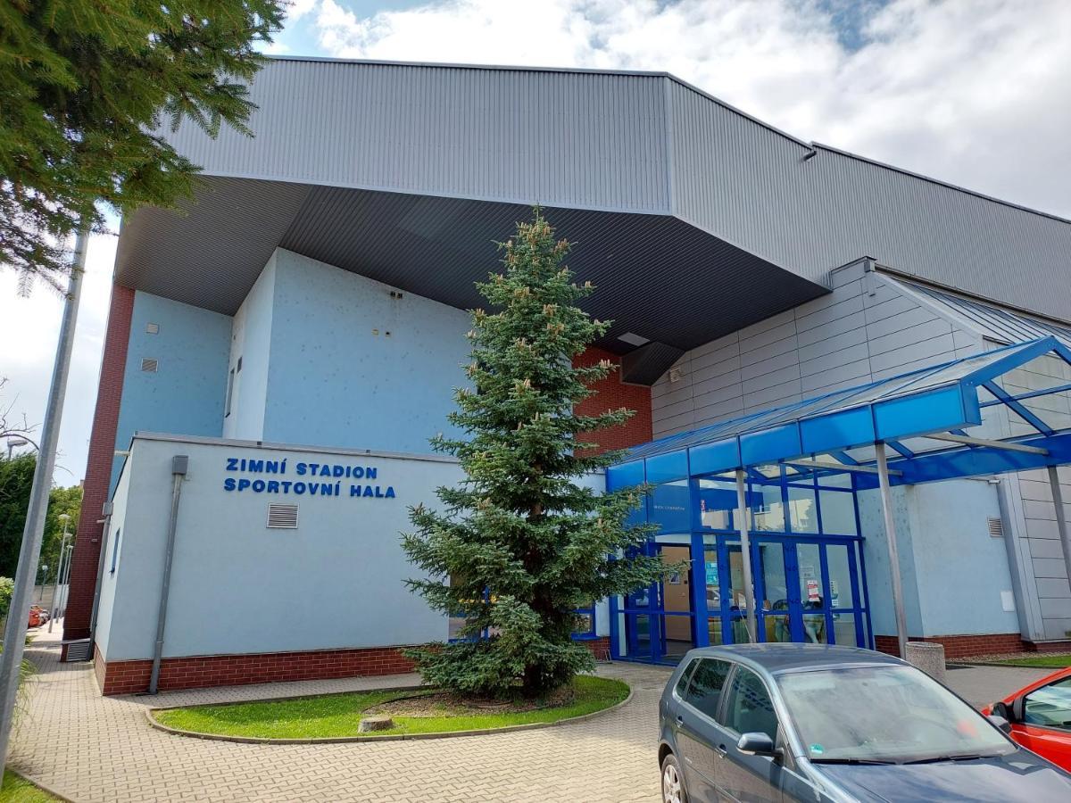Litoměřice Ubytovna Zimni Stadion المظهر الخارجي الصورة